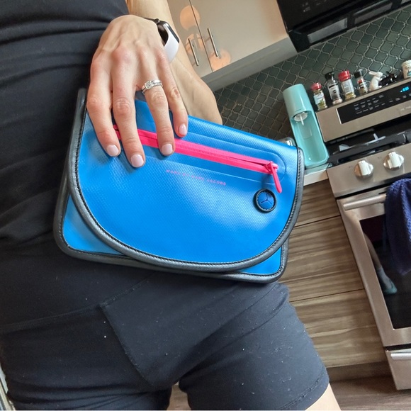 Marc By Marc Jacobs Luna Tarp Zip Clutch Case - Picture 5 of 5